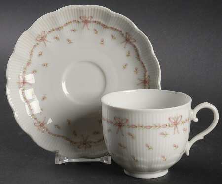 Bordeaux Flat Cup & Saucer Set