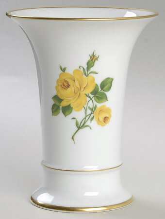 Charlottenburg (Scalloped) 6" Vase