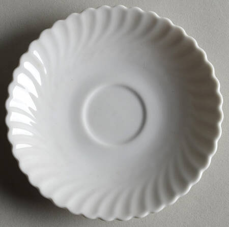 Nicole (Swirl) Saucer for Footed Cup