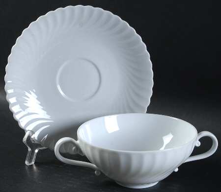 Nicole (Swirl) Flat Cream Soup Bowl & Saucer Set