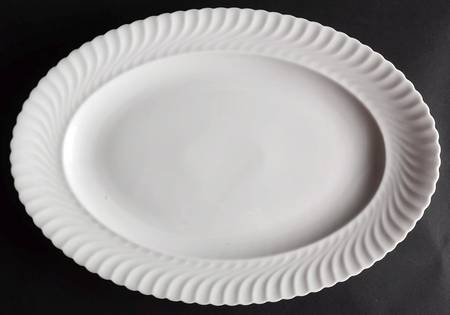 Nicole (Swirl) 16" Oval Serving Platter