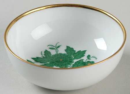 Schonbrunn Nut Dish