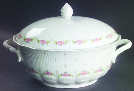 Marseille Tureen &  Lid