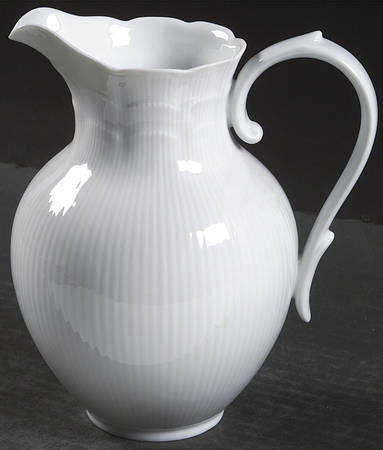 Romantica All White 24 Oz Pitcher