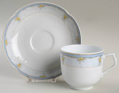 Versailles Flat Cup & Saucer Set