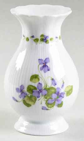 Viola Small Candlestick
