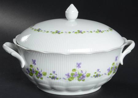 Viola Oval Covered Vegetable