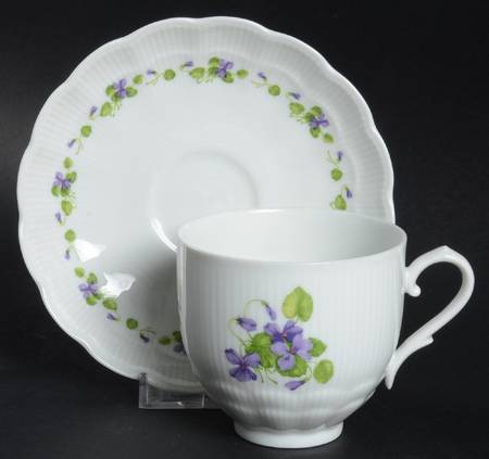 Viola Footed Cup & Saucer Set by Kaiser