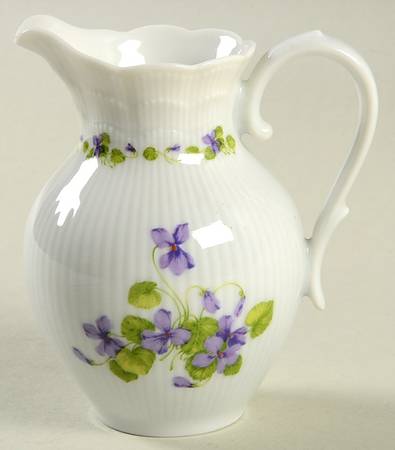 Viola Mini Creamer