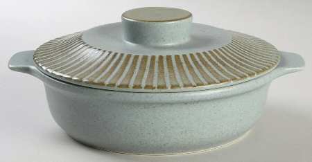 Patio Blue 1.50 Pt Round Covered Casserole