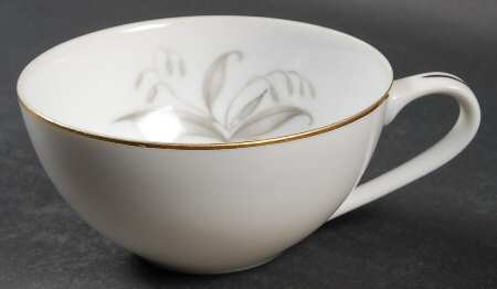 Golden Rhapsody Flat Cup
