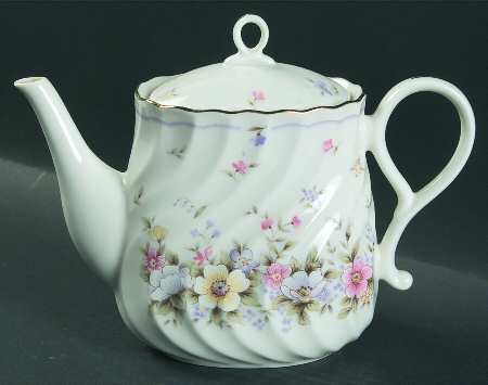 Grace Teapot & Lid