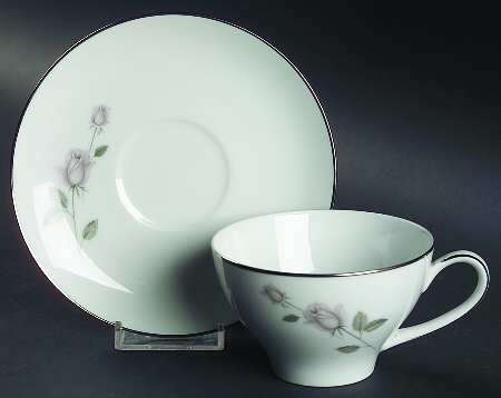 Boutique Flat Cup & Saucer Set