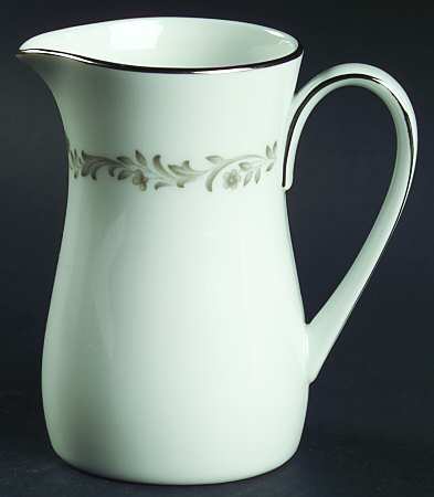 Meadowbrook Creamer