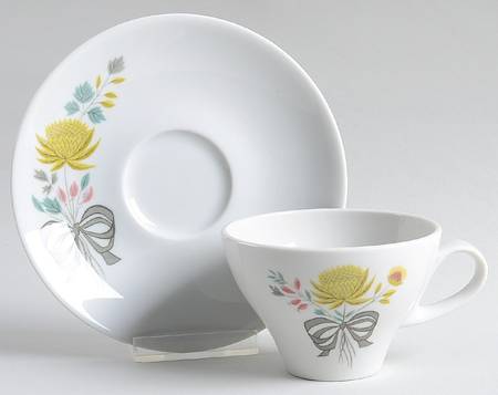 Strawflower Flat Cup & Saucer Set