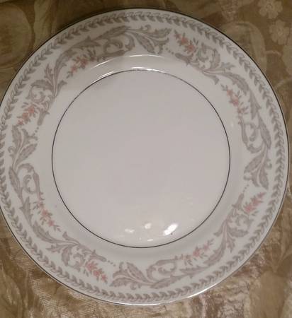 Invitation Salad Plate