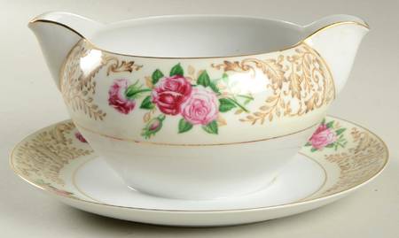 May Rose Gravy Boat with Attached Underplate