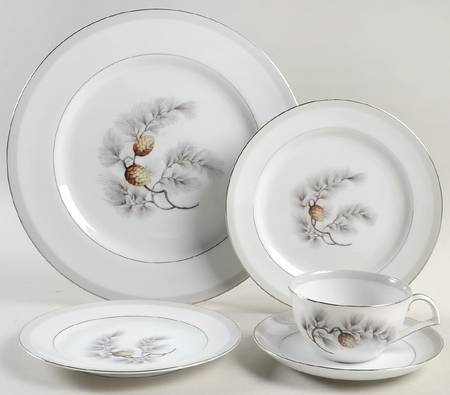 Silver Pine 5 Piece Place Setting