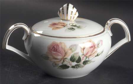 Trio Sugar Bowl & Lid