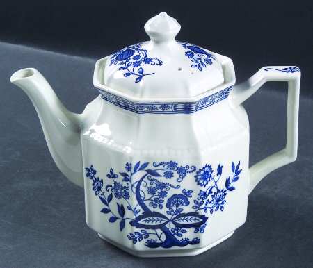 Coventry Blue Teapot & Lid