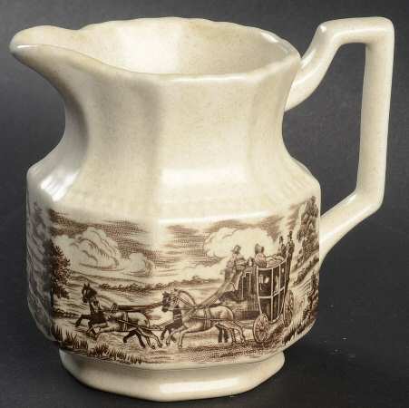 Dickens Coaching Days Creamer