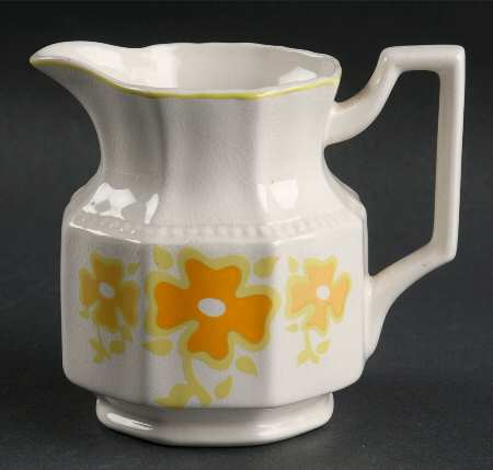 Piccadilly Creamer