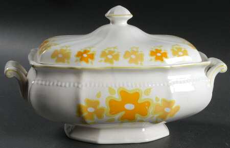Piccadilly Oval Covered Vegetable