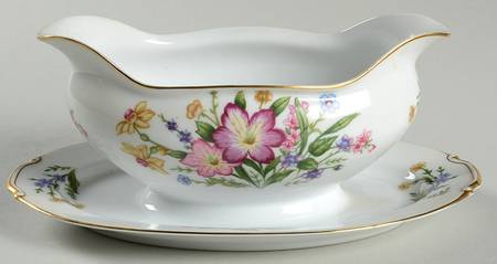 Bouquet Gravy Boat with Attached Underplate