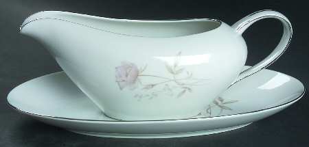 Dawn Gravy Boat & Underplate/Relish