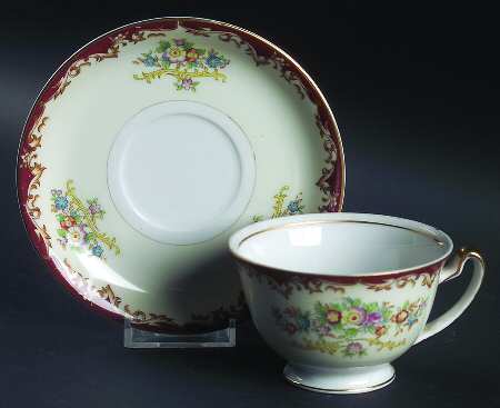KIK14 Footed Cup & Saucer Set