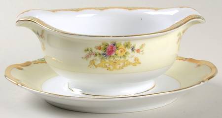 KIK2 Round Gravy Boat/Attached Underplate
