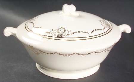 Adams Round Covered Vegetable