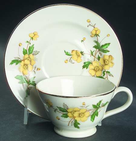 Buttercup Footed Cup & Saucer Set
