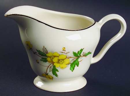 Buttercup Creamer