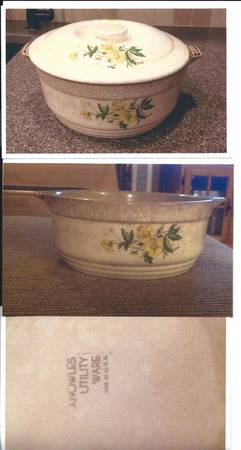 Buttercup 2 Qt Round Covered Casserole No Lid