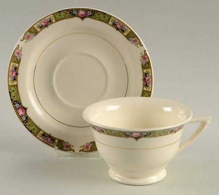 Chartreuse Footed Cup & Saucer Set