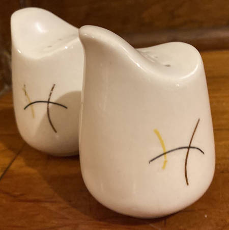 Choreography Salt & Pepper Set