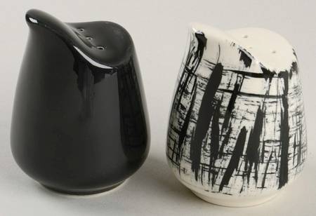 Ebonette Salt & Pepper Set