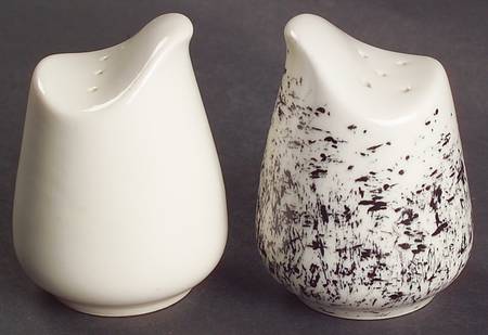 Ebonette Salt & Pepper Set