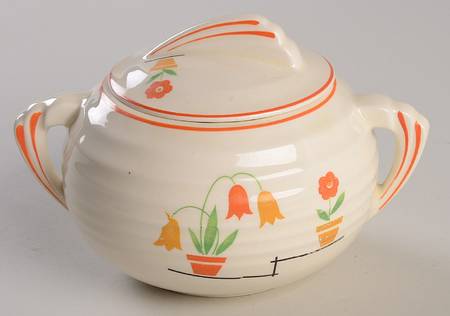 Flower Pots (Yorktowne) Sugar Bowl & Lid