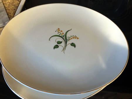 Forsythia 15" Oval Serving Platter