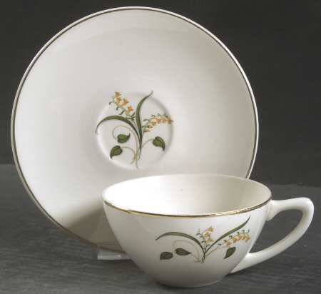 Forsythia Flat Cup & Saucer Set