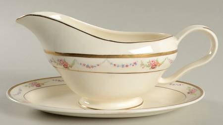 Garland Gravy Boat & Underplate
