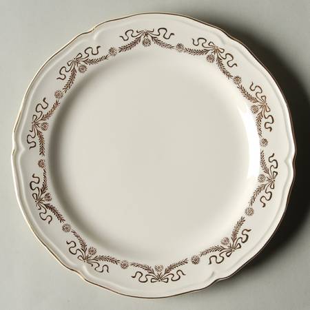 KNO10 Dessert/Pie Plate by Edwin Knowles