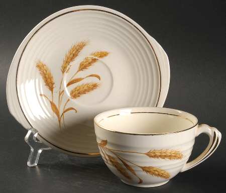 Golden Wheat Flat Cup & Saucer Set