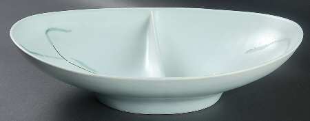 Grass 13" Oval Divided Vegetable Bowl