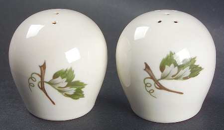 Grapevine Salt & Pepper Set