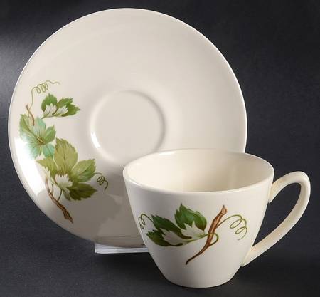 Grapevine Flat Cup & Saucer Set