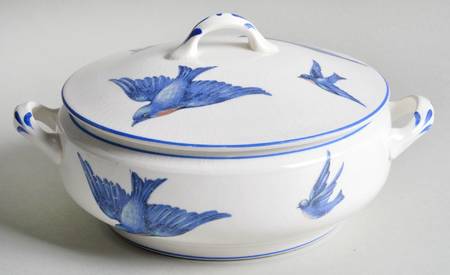 Blue Bird Sauce Boat & Lid