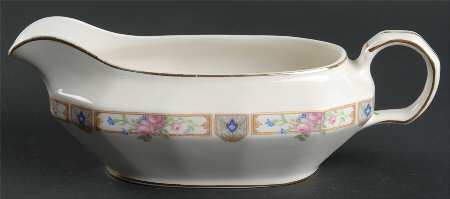 Plaza Gravy Boat